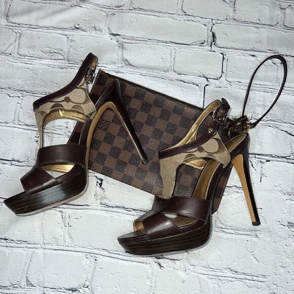 Coach Brown Leather Sandals - Picture 2 of 11